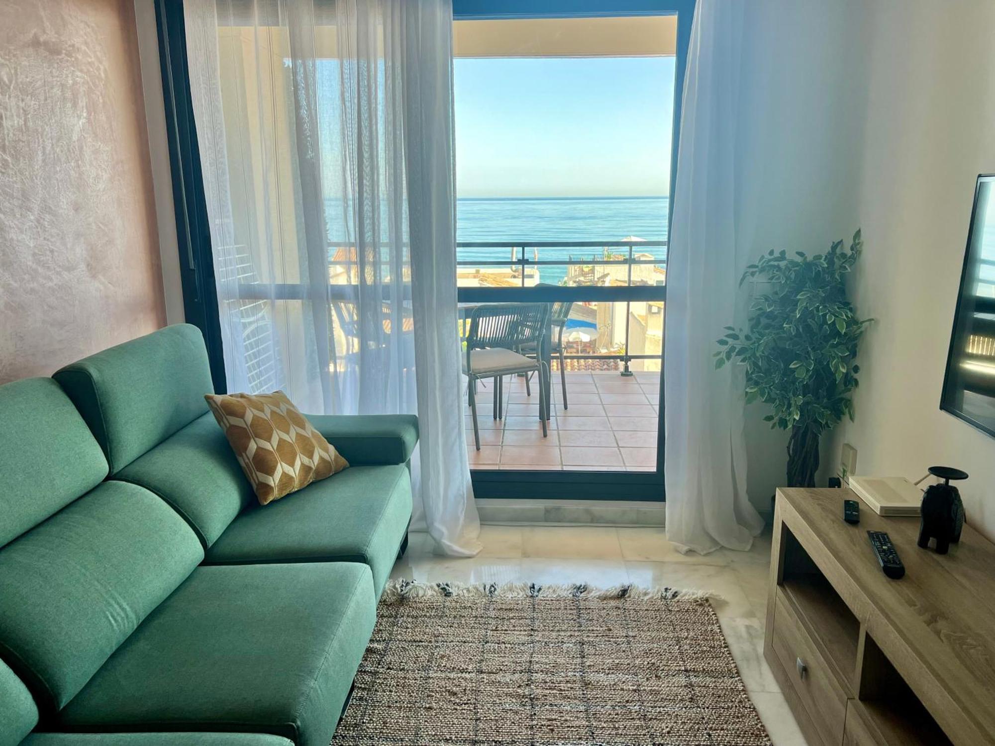 Апартаменты Breathtaking Sea View Эстепона Экстерьер фото